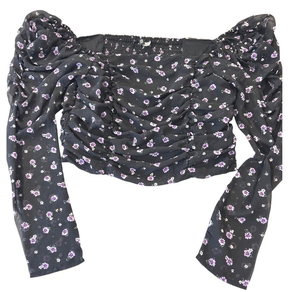 H&M Tops - H&M Black Floral Puff Sleeve Smocked Crop Top Size M women nwot
